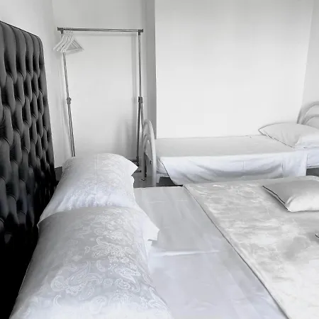 B&B Bilocale Blessed Boutique Stay Parking 4*